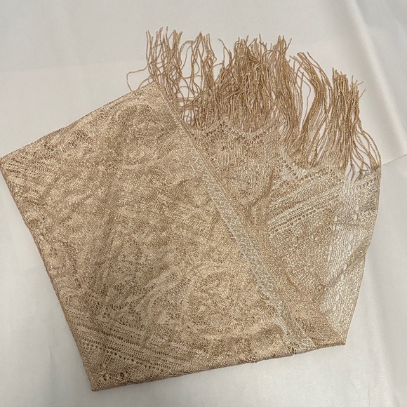 Cejon metallic gold evening wrap/scarf - Picture 1 of 5